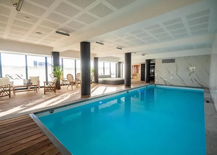 Le Barracuda & Spa, Centre Port, Pieds Dans L\'Eau, Vue Mer