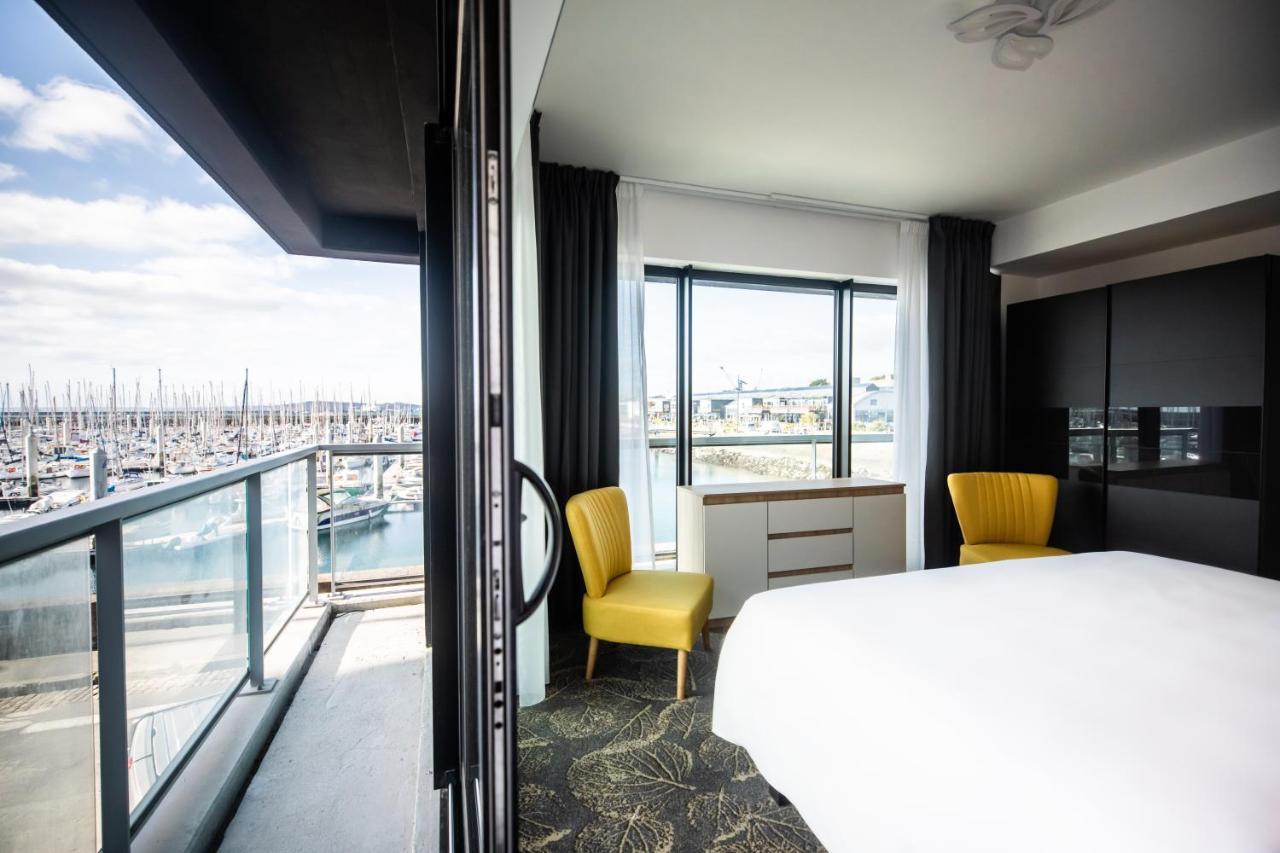 Le Barracuda & Spa, Centre Port, Pieds Dans L'eau, Vue 4* Brest